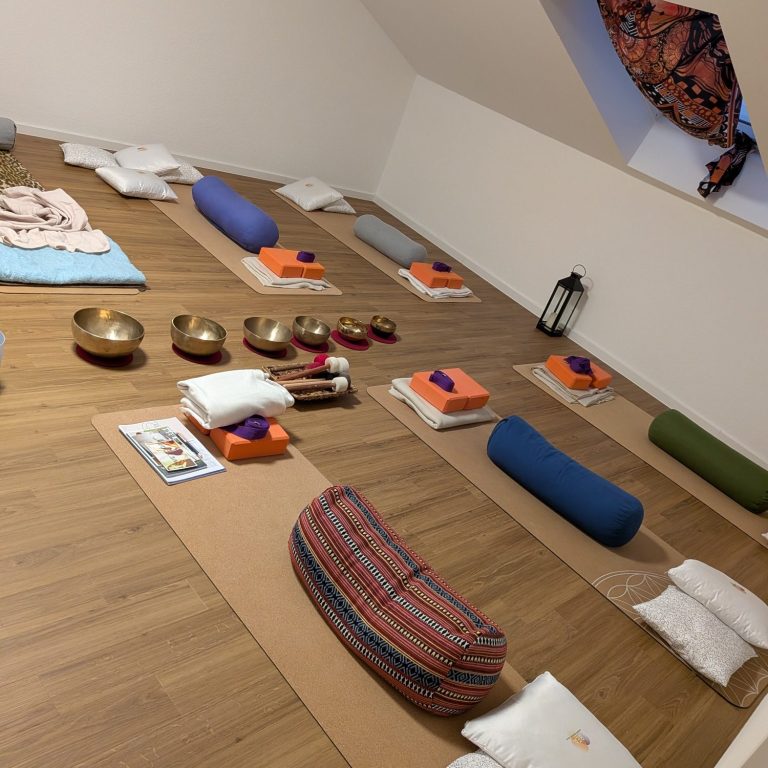 Sound Bath, Sound Healing, Crystal Bowls, Klangbad